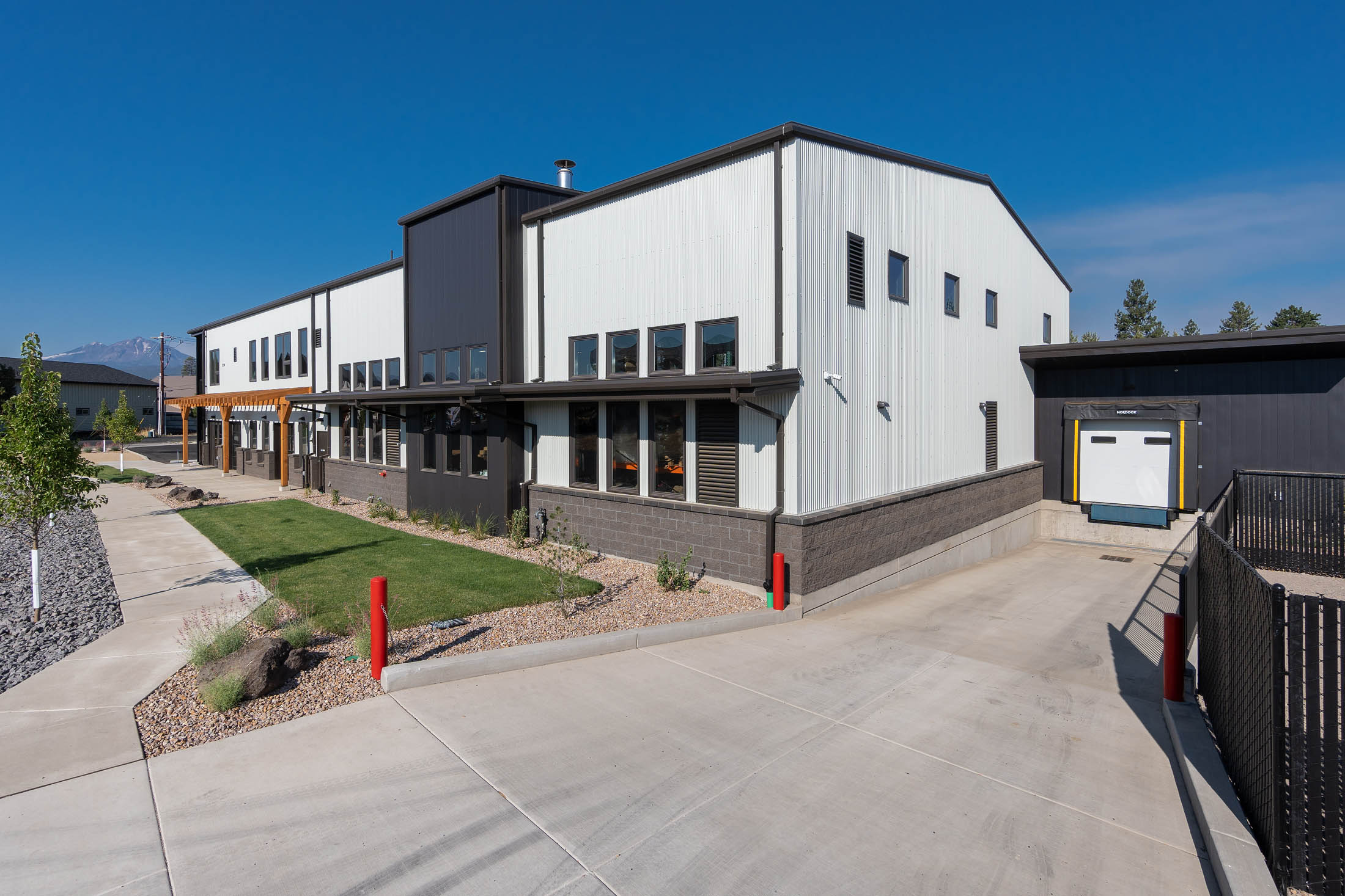 Exterior of modern commercial building designed by Bend Architects