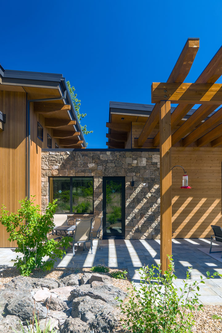 Exterior of a energy efficient home designed in Bend, Oregon
