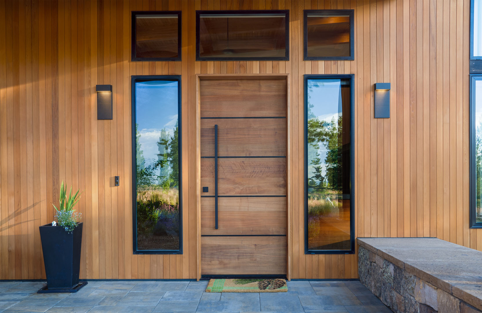 Exterior of a energy efficient home designed in Bend, Oregon